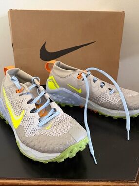 Nike women’s WILDHORSE Trail Sneakers - Light Iron, Ore Volt, Gray Accents